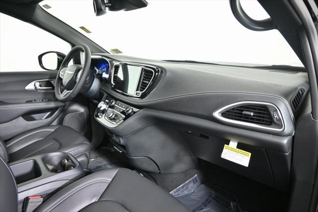 new 2025 Chrysler Pacifica car, priced at $42,999