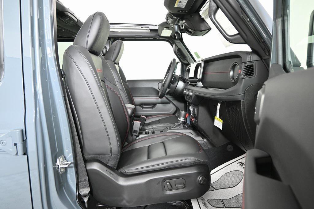 new 2026 Jeep Wrangler car, priced at $65,299