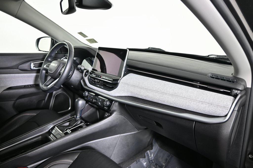 used 2022 Jeep Compass car, priced at $20,999