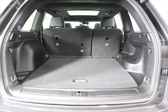new 2025 Jeep Grand Cherokee car, priced at $51,199