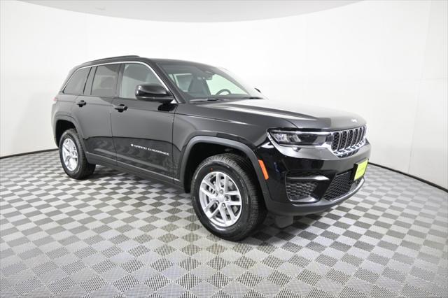 new 2025 Jeep Grand Cherokee car, priced at $37,999