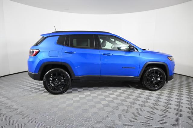 new 2025 Jeep Compass car, priced at $27,499