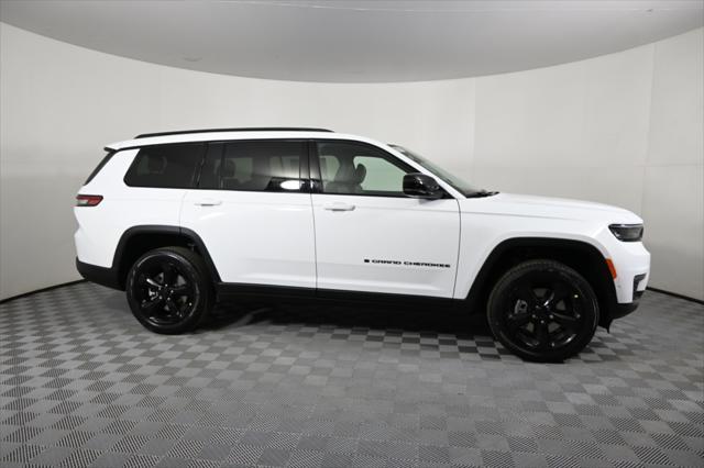 new 2025 Jeep Grand Cherokee L car, priced at $47,999