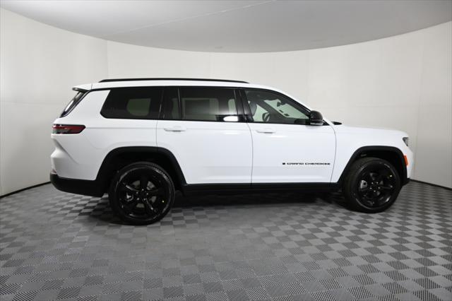 new 2025 Jeep Grand Cherokee L car, priced at $47,999