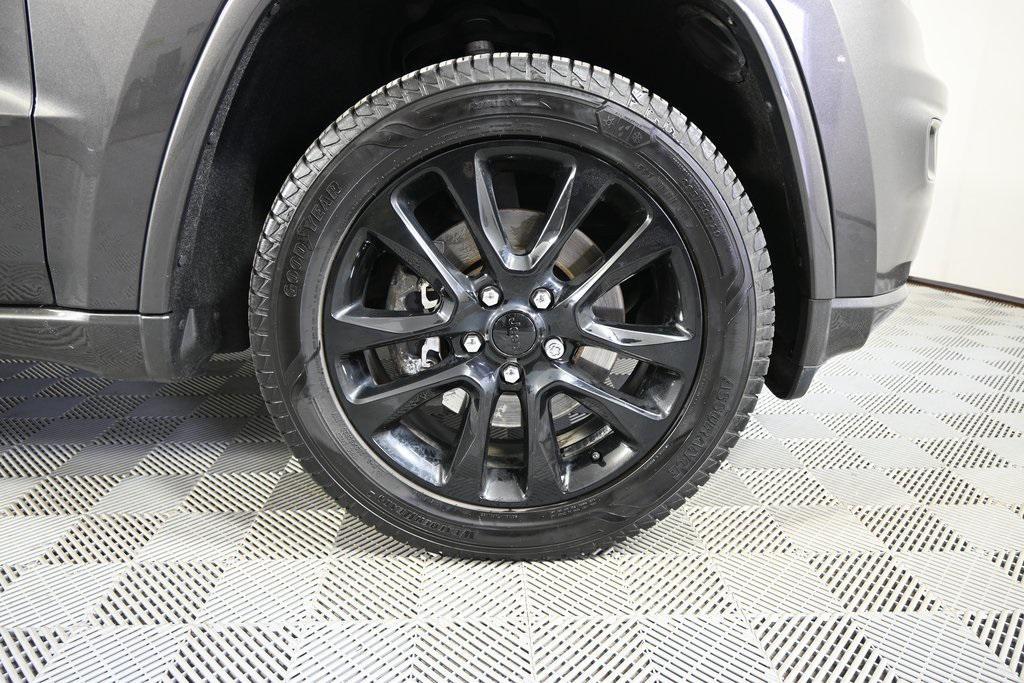 used 2021 Jeep Grand Cherokee car, priced at $19,195