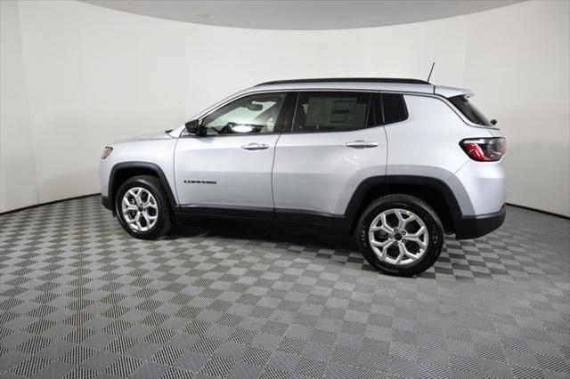 new 2025 Jeep Compass car, priced at $25,999