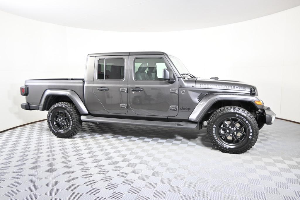 new 2025 Jeep Gladiator car, priced at $44,499