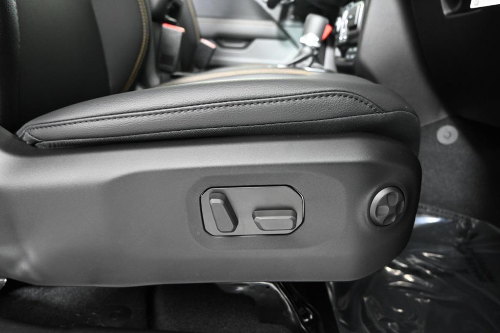 new 2025 Jeep Gladiator car, priced at $44,499