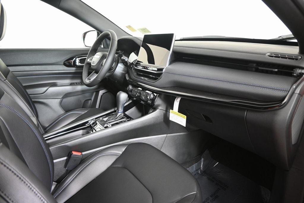 new 2026 Jeep Compass car, priced at $33,499