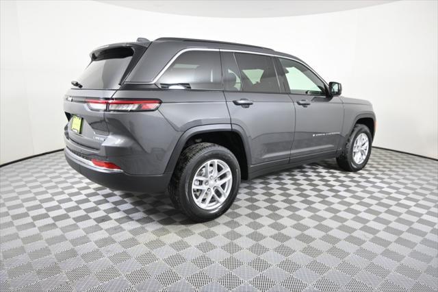 new 2025 Jeep Grand Cherokee car, priced at $38,699