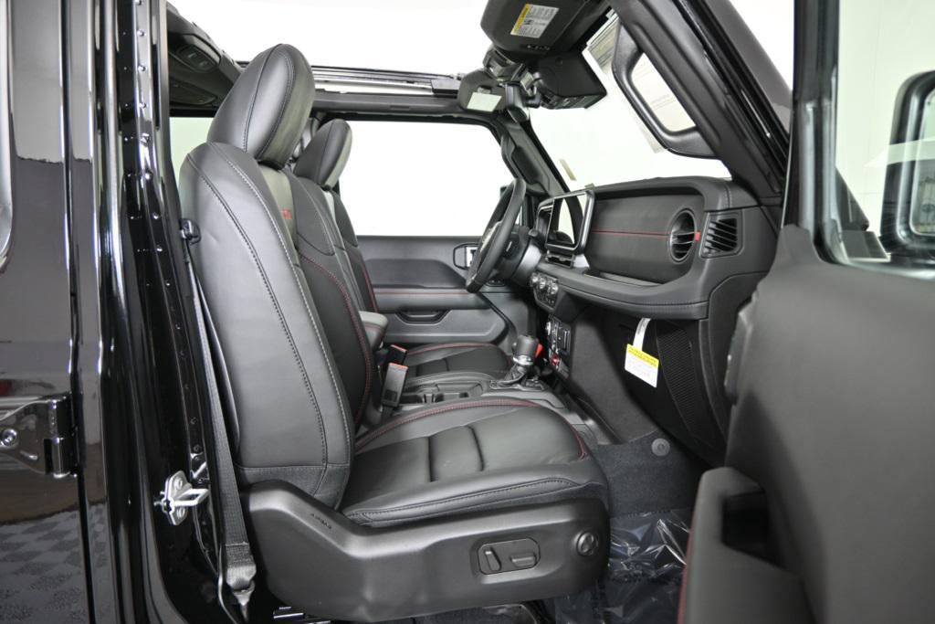 new 2025 Jeep Wrangler car, priced at $64,999