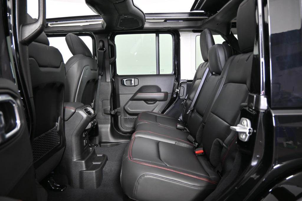 new 2025 Jeep Wrangler car, priced at $64,999