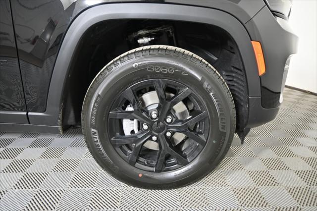 new 2025 Jeep Grand Cherokee car