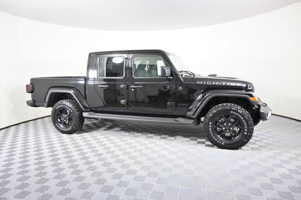 new 2025 Jeep Gladiator car, priced at $46,399