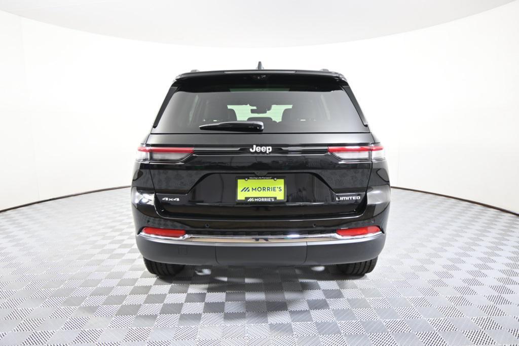 new 2025 Jeep Grand Cherokee car, priced at $47,999