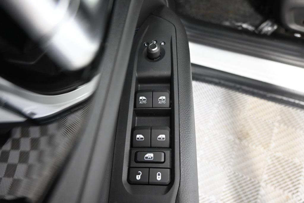 new 2026 Jeep Compass car, priced at $30,499