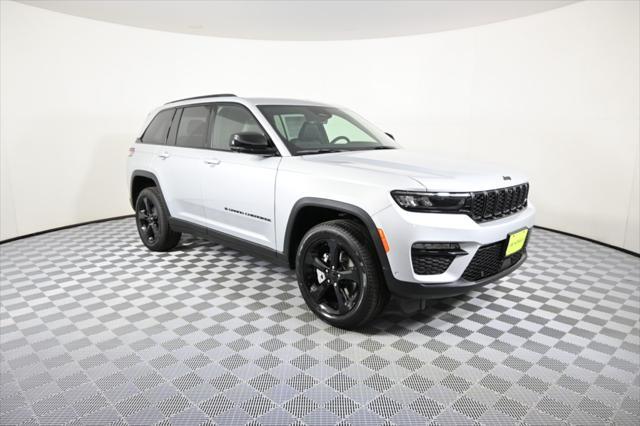 new 2025 Jeep Grand Cherokee car, priced at $49,599