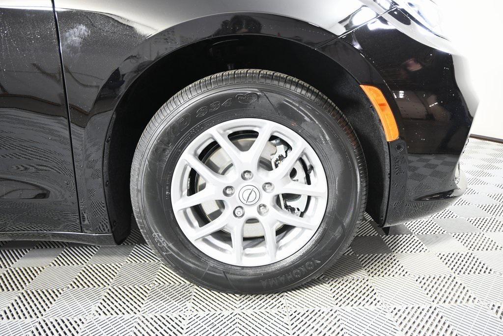 new 2026 Chrysler Pacifica car, priced at $39,499