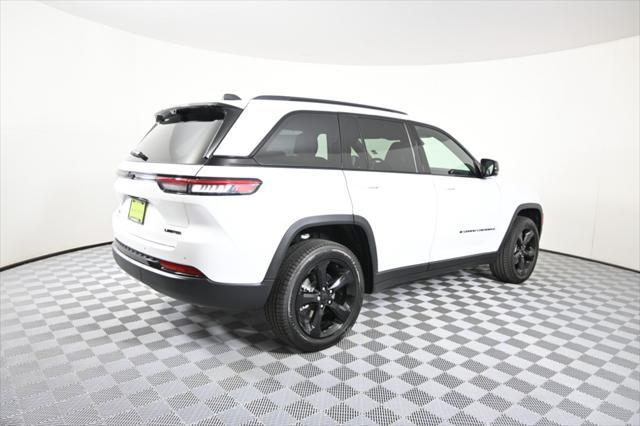 new 2025 Jeep Grand Cherokee car, priced at $48,199
