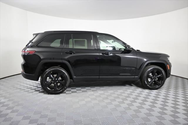 new 2025 Jeep Grand Cherokee car, priced at $46,999