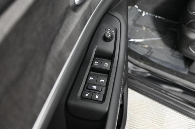 new 2025 Jeep Grand Cherokee car, priced at $46,999