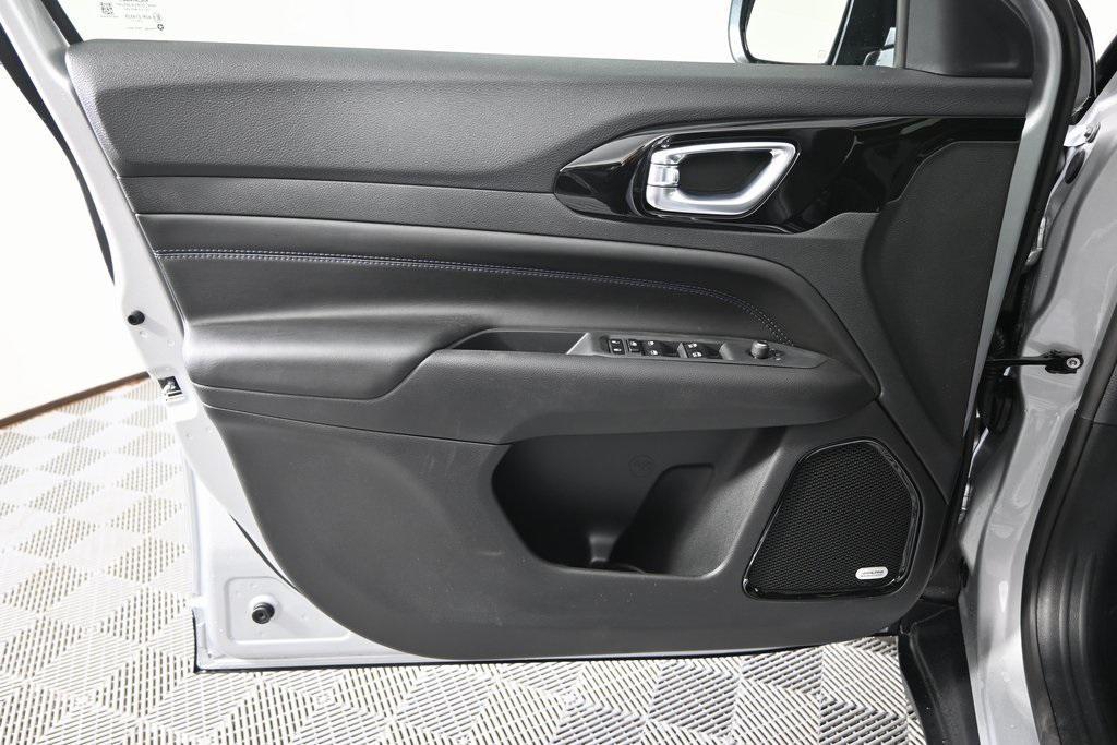 new 2026 Jeep Compass car, priced at $35,699