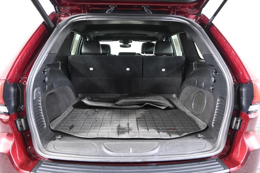 used 2020 Jeep Grand Cherokee car, priced at $18,995