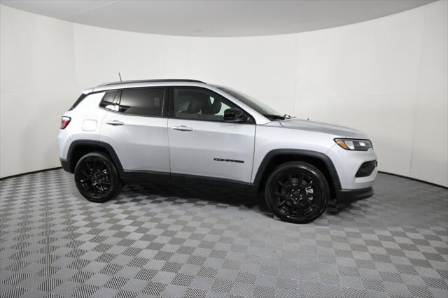 new 2025 Jeep Compass car, priced at $27,999