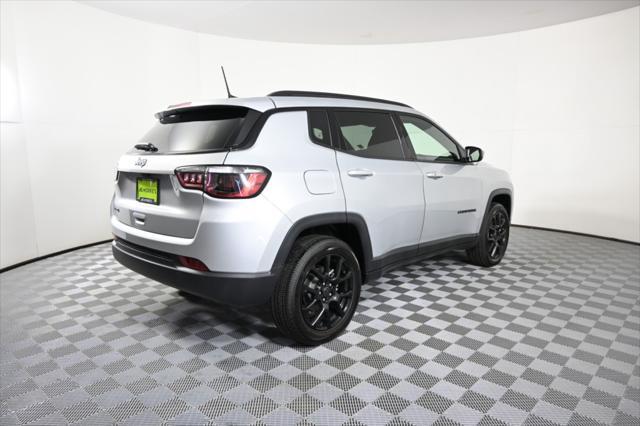 new 2025 Jeep Compass car, priced at $27,999