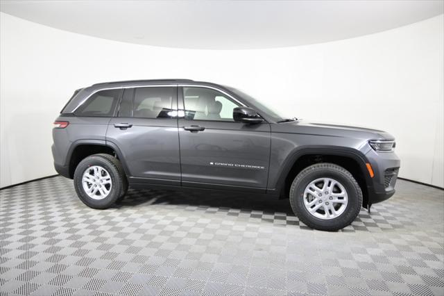 new 2025 Jeep Grand Cherokee car, priced at $36,999