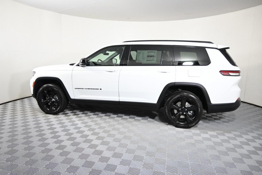 new 2025 Jeep Grand Cherokee L car, priced at $42,799