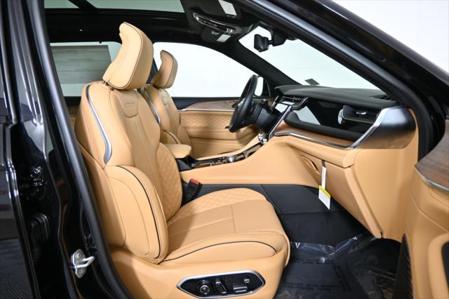 new 2025 Jeep Grand Cherokee L car, priced at $70,916