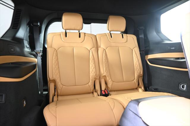 new 2025 Jeep Grand Cherokee L car, priced at $70,916