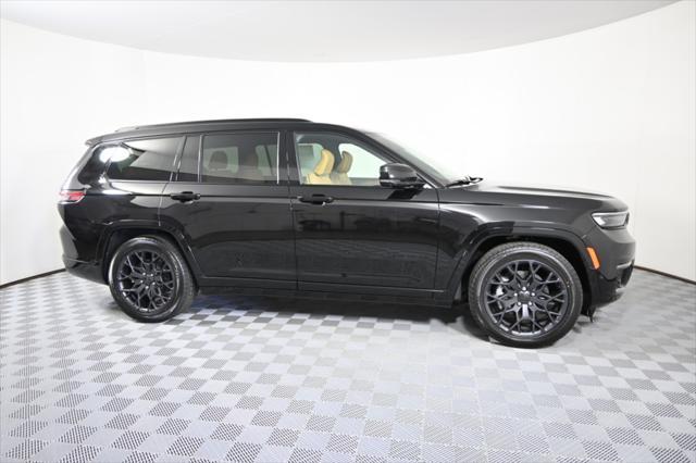 new 2025 Jeep Grand Cherokee L car, priced at $70,916