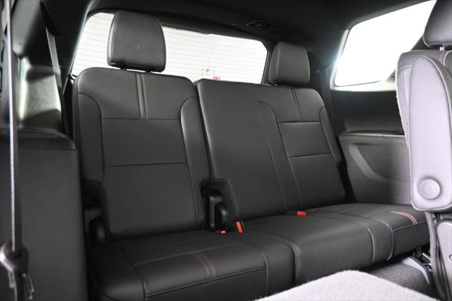 used 2023 Chevrolet Traverse car, priced at $43,699
