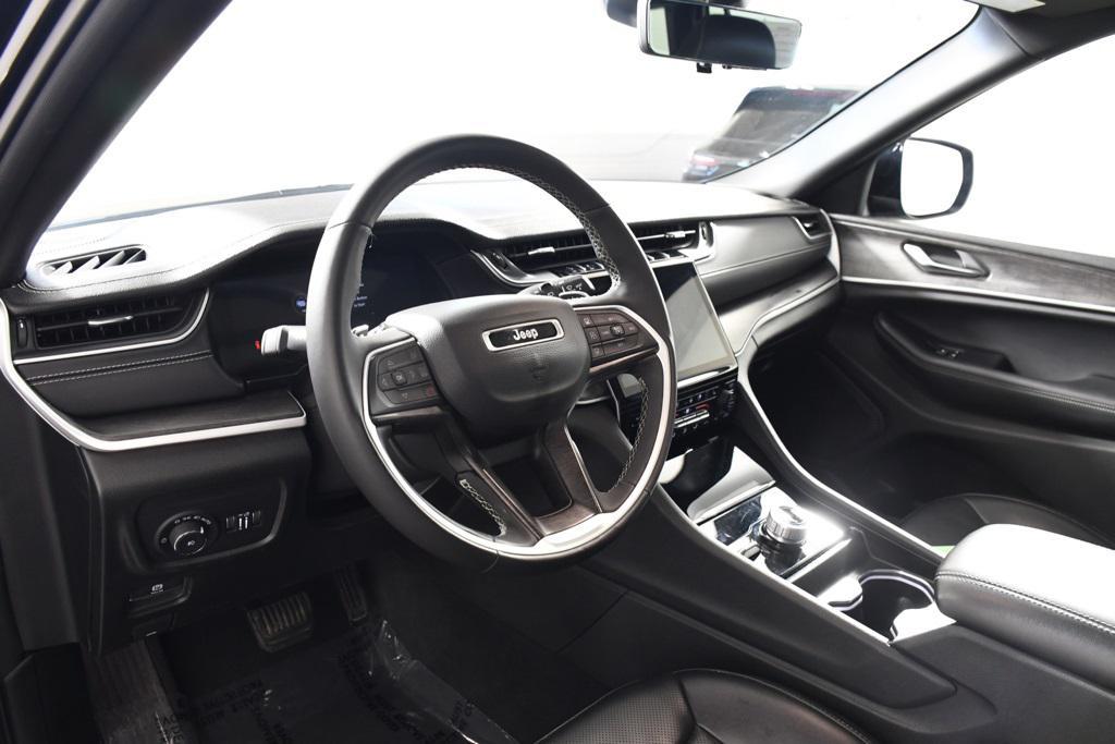used 2024 Jeep Grand Cherokee L car, priced at $33,999