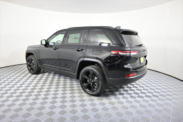 new 2025 Jeep Grand Cherokee car, priced at $48,870