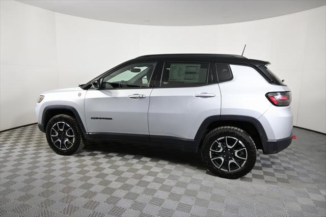 new 2025 Jeep Compass car, priced at $36,999