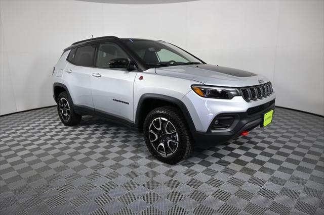 new 2025 Jeep Compass car, priced at $37,299