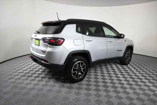 new 2025 Jeep Compass car, priced at $37,299