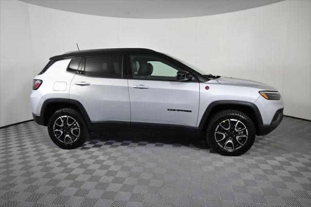 new 2025 Jeep Compass car, priced at $37,299