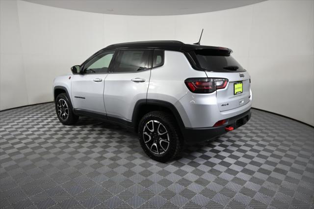 new 2025 Jeep Compass car, priced at $37,299