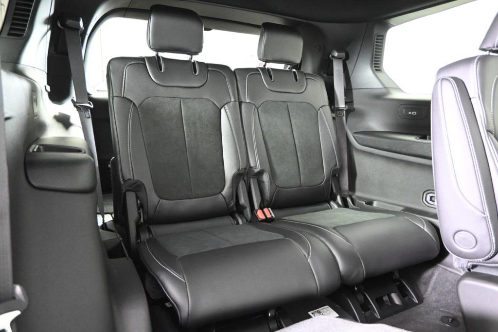 new 2025 Jeep Grand Cherokee L car, priced at $40,599