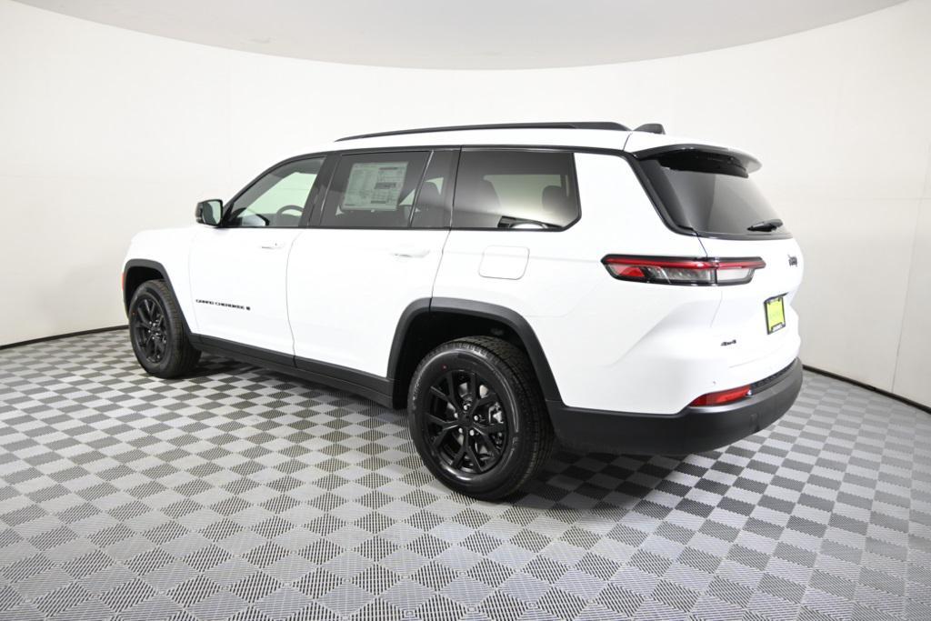 new 2025 Jeep Grand Cherokee L car, priced at $40,599