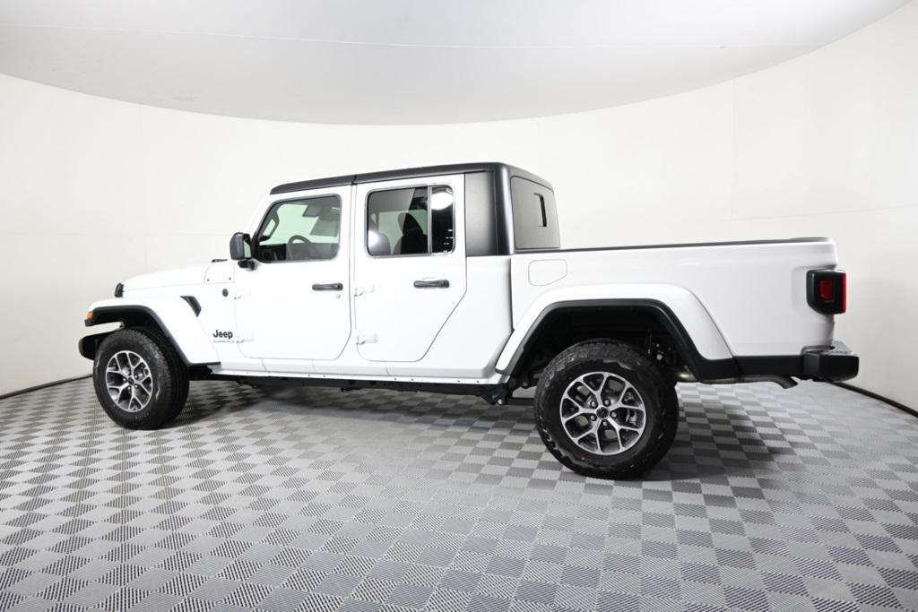 new 2025 Jeep Gladiator car, priced at $44,399