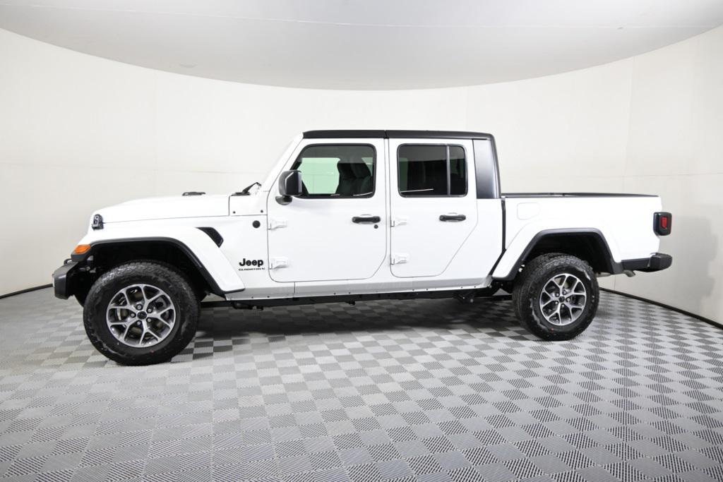 new 2025 Jeep Gladiator car, priced at $44,399