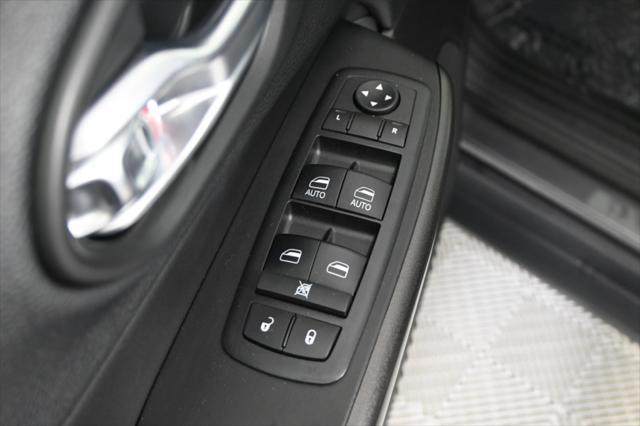 used 2020 Jeep Cherokee car, priced at $21,499