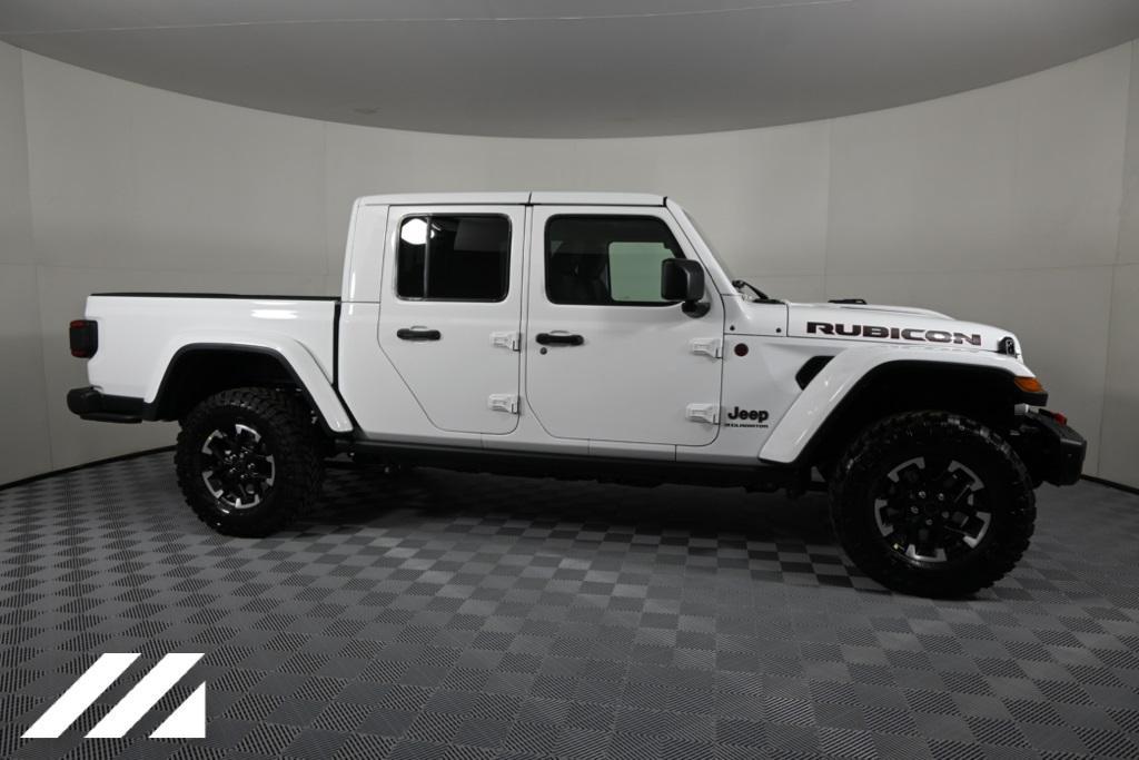 new 2024 Jeep Gladiator car, priced at $60,499