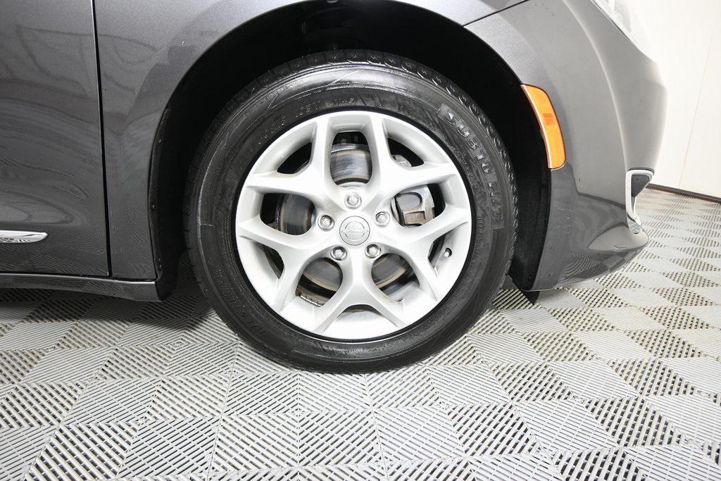 used 2020 Chrysler Pacifica car, priced at $26,299