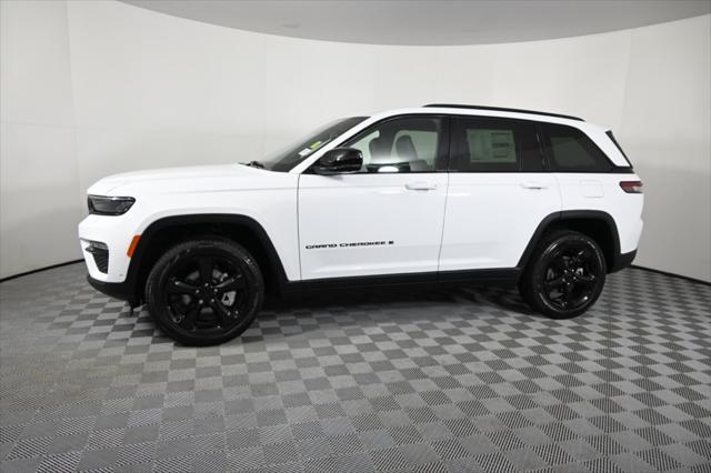 new 2025 Jeep Grand Cherokee car, priced at $48,499